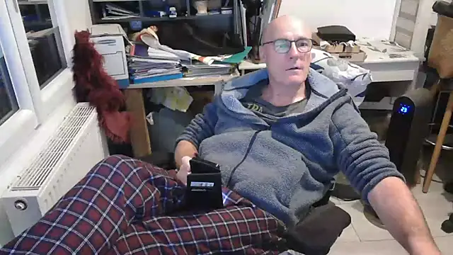 bogland33 online show from 03-15-25, 07:27