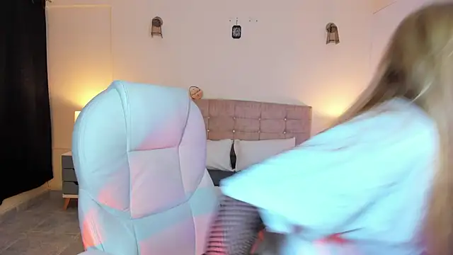 Snapshot of ARITOO_ chatting on 12-03-24, 03:52 ARITOO  online show from 12-03-24, 03:52