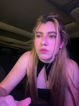 Snapshot of ARITOO_ chatting on 12-06-24, 04:47 ARITOO  online show from 12-06-24, 04:47