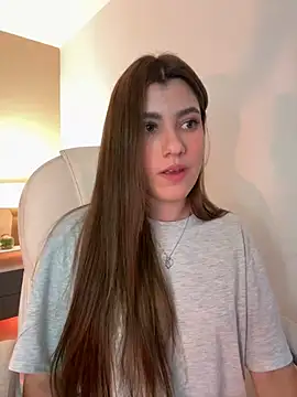 Snapshot of ARITOO_ chatting on 01-06-25, 04:04 ARITOO  online show from 01-06-25, 04:04