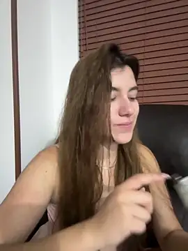 Snapshot of ARITOO_ chatting on 02-08-25, 06:33 ARITOO  online show from 02-08-25, 06:33