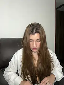 Snapshot of ARITOO_ chatting on 02-10-25, 04:41 ARITOO  online show from 02-10-25, 04:41