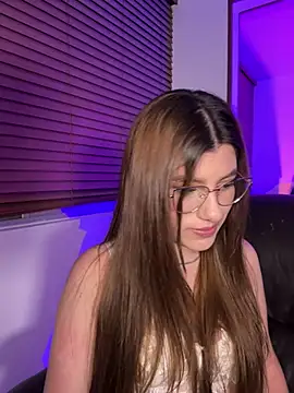 Snapshot of ARITOO_ chatting on 03-05-25, 03:51 ARITOO  online show from 03-05-25, 03:51