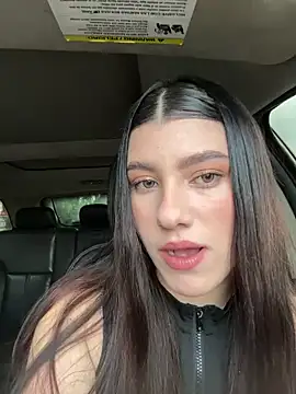 Snapshot of ARITOO_ chatting on 10-04-25, 09:35 ARITOO  online show from 10-04-25, 09:35