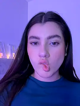 Snapshot of ARITOO_ chatting on 10-12-25, 05:17 ARITOO  online show from 10-12-25, 05:17