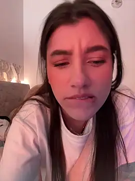 Snapshot of ARITOO_ chatting on 10-17-25, 04:48 ARITOO  online show from 10-17-25, 04:48