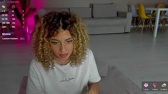 CurlyAnt0 online show from 11-14-25, 11:46