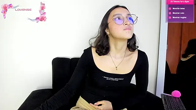 its  angelica  online show from 02-19-25, 01:29