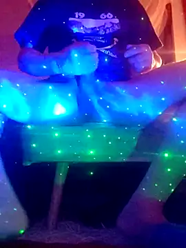 Snapshot of HungJonny99 chatting on 03-02-25, 12:54 HungJonny99 online show from 03-02-25, 12:54