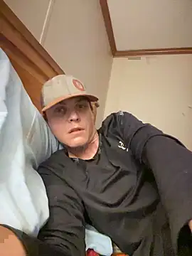 Snapshot of devinshd chatting on 01-06-25, 10:13 devinshd online show from 01-06-25, 10:13