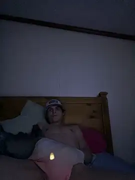 Snapshot of devinshd chatting on 02-20-25, 01:51 devinshd online show from 02-20-25, 01:51