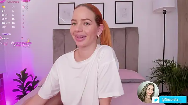 Snapshot of Niicoleta chatting on 11-24-25, 07:46 Niicoleta online show from 11-24-25, 07:46