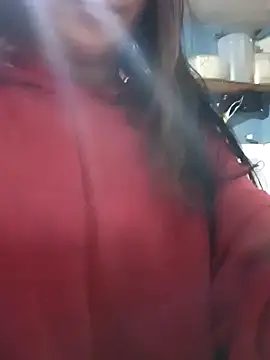 Elvishcassie  online show from 02-05-25, 09:07