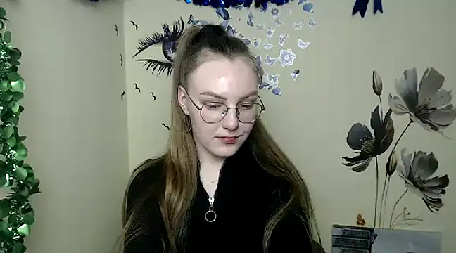 Snapshot of _AlMamiyy_ chatting on 12-24-24, 02:01 AlMamiyy online show from 12-24-24, 02:01