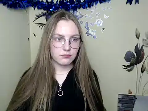 Snapshot of _AlMamiyy_ chatting on 12-24-24, 09:22 AlMamiyy online show from 12-24-24, 09:22