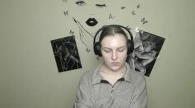 Snapshot of _AlMamiyy_ chatting on 01-18-25, 04:53 AlMamiyy online show from 01-18-25, 04:53