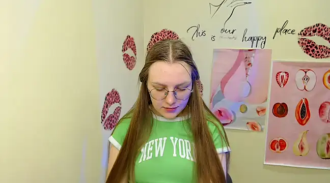 Snapshot of _AlMamiyy_ chatting on 03-11-25, 04:29 AlMamiyy online show from 03-11-25, 04:29