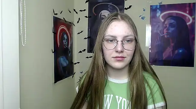 Snapshot of _AlMamiyy_ chatting on 03-15-25, 10:57 AlMamiyy online show from 03-15-25, 10:57