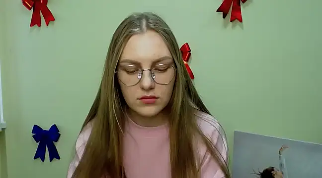 Snapshot of _AlMamiyy_ chatting on 03-19-25, 10:44 AlMamiyy online show from 03-19-25, 10:44