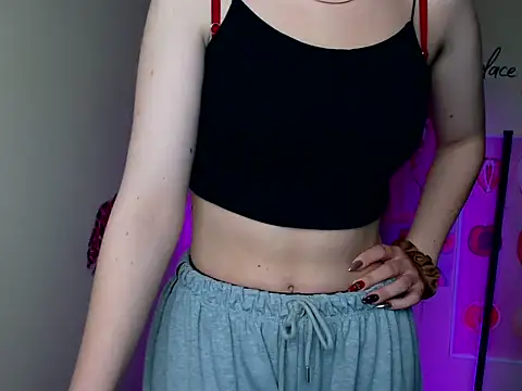 Snapshot of _AlMamiyy_ chatting on 10-13-25, 01:00 AlMamiyy online show from 10-13-25, 01:00