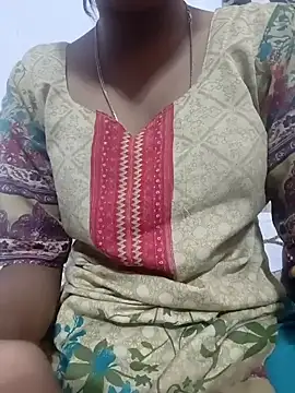 Snapshot of Hot-Malika chatting on 12-02-24, 10:50 Hot-Malika online show from 12-02-24, 10:50