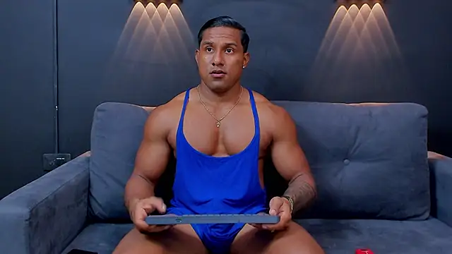 CallumMuscle online show from 01-21-25, 01:18