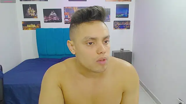 Snapshot of Booy_Hott chatting on 01-23-25, 03:11 Booy Hott online show from 01-23-25, 03:11