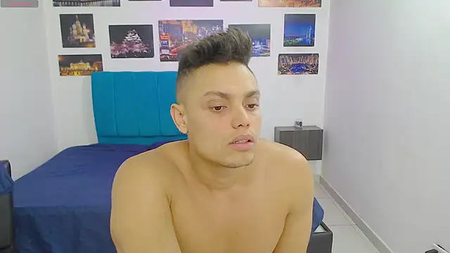 Snapshot of Booy_Hott chatting on 01-23-25, 06:56 Booy Hott online show from 01-23-25, 06:56