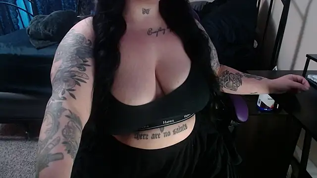 xorileyschembri07 online show from 02-08-25, 01:22