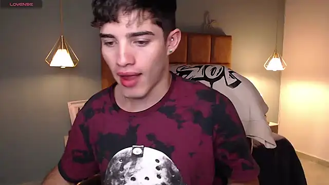 AlejooTwink online show from 02-08-25, 08:42