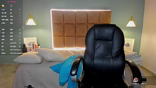 AlejooTwink online show from 10-04-25, 04:43