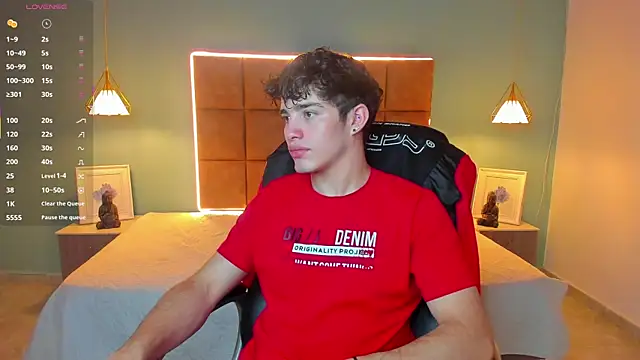 AlejooTwink online show from 10-10-25, 01:26