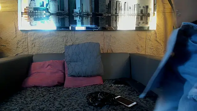 Snapshot of Layla_707 chatting on 09-13-25, 10:53 Layla 707 online show from 09-13-25, 10:53