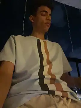 Leo bunny hot online show from 12-20-24, 11:47