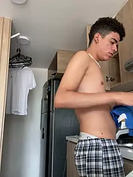 Leo bunny hot online show from 12-24-24, 08:49