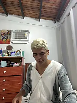 Leo bunny hot online show from 10-19-25, 08:42