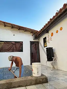 Leo bunny hot online show from 10-29-25, 09:16