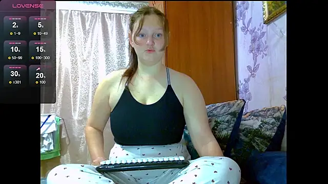 Snapshot of Aria__Dark chatting on 09-15-25, 08:31 Aria  Dark online show from 09-15-25, 08:31