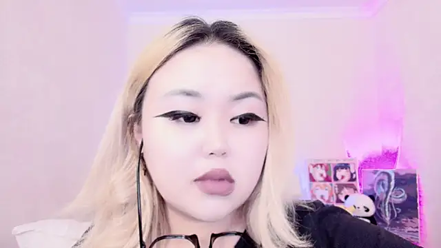 Snapshot of amelia_sunlight chatting on 02-12-25, 12:37 amelia sunlight online show from 02-12-25, 12:37