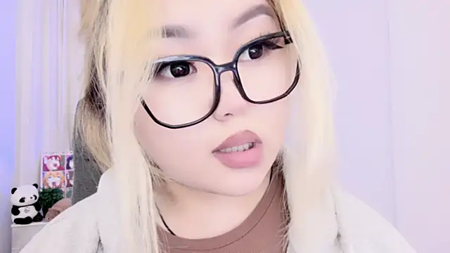 Snapshot of amelia_sunlight chatting on 03-20-25, 02:29 amelia sunlight online show from 03-20-25, 02:29