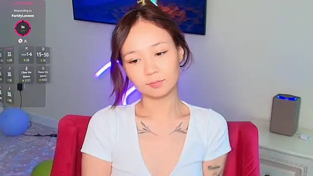 Snapshot of as_eva chatting on 10-04-25, 05:05 as eva online show from 10-04-25, 05:05