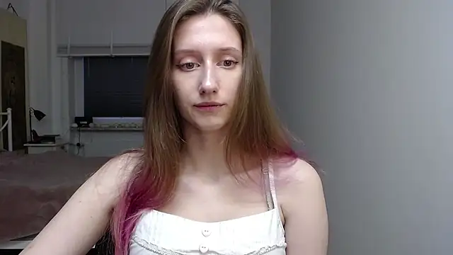 LUNA delight online show from 11-24-25, 06:35