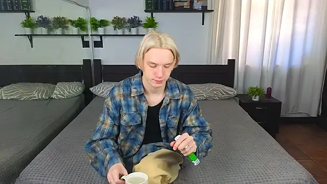 Ron Vils online show from 11-30-25, 08:07