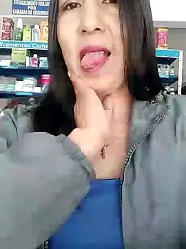 Snapshot of Megan_jennerr chatting on 01-28-25, 01:49 Megan jennerr online show from 01-28-25, 01:49