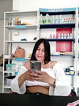 Snapshot of Megan_jennerr chatting on 02-18-25, 02:06 Megan jennerr online show from 02-18-25, 02:06