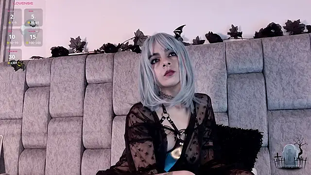 Snapshot of Alice_noir chatting on 11-18-25, 11:15 Alice noir online show from 11-18-25, 11:15