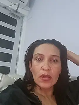 Slut Milf  online show from 03-05-25, 01:42