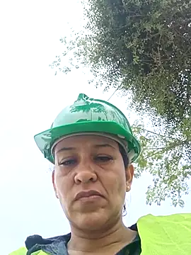 Slut Milf  online show from 03-08-25, 03:02