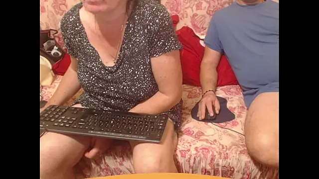 sweetcouplesweets online show from 11-02-25, 11:56