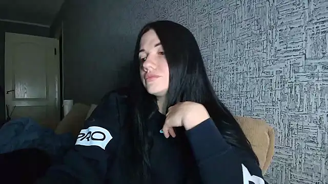 Snapshot of Liana_diva chatting on 01-12-26, 04:23 Liana diva online show from 01-12-26, 04:23